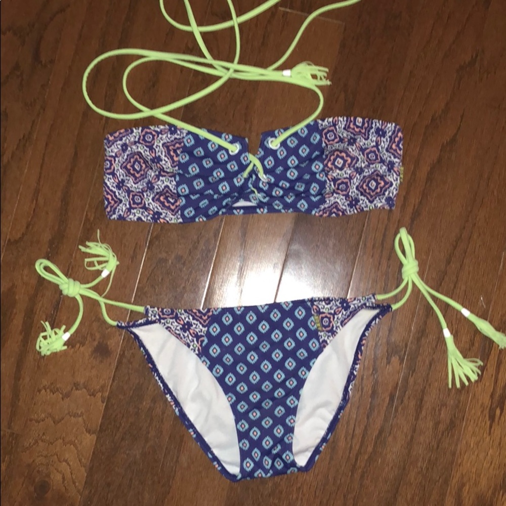 Sexy Roxy Bikini great print amazing style